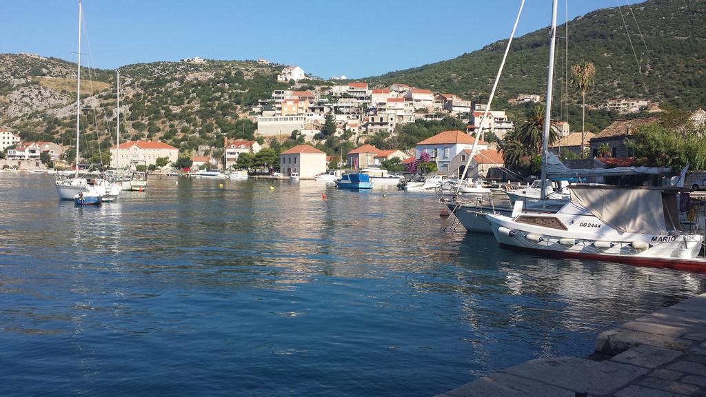 Mare S Mora Apartment